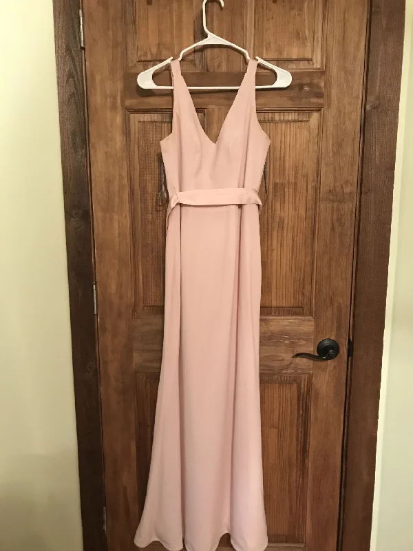 Price Meltdown Vera Wang White Long V Neck Crepe Gown with Open Back