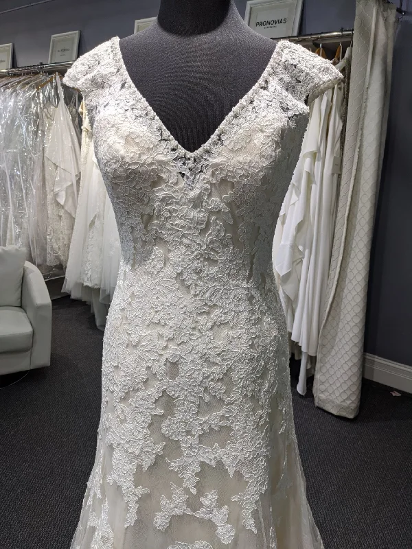 Year-End Sale Allure Bridals 2862