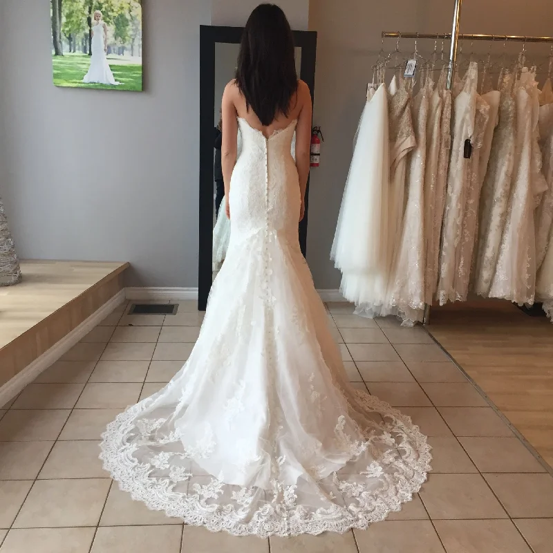 New Markdowns Allure Bridals 2906