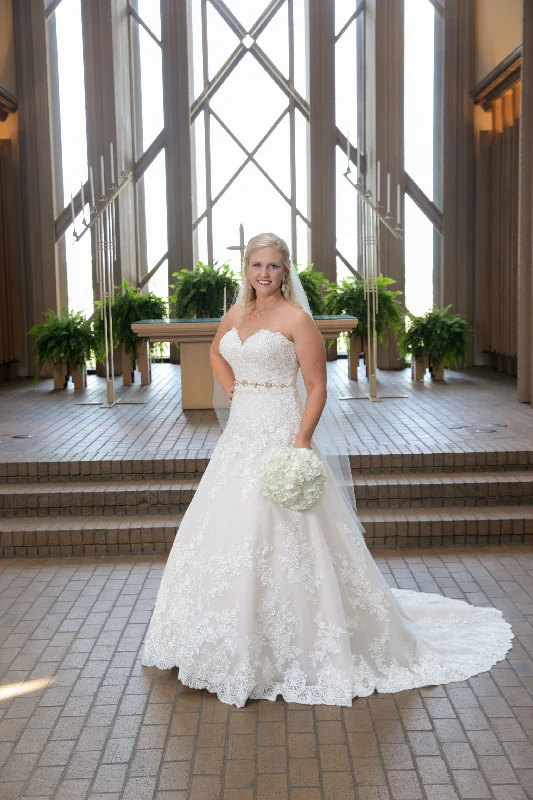 Now or Never Allure Bridals 2917