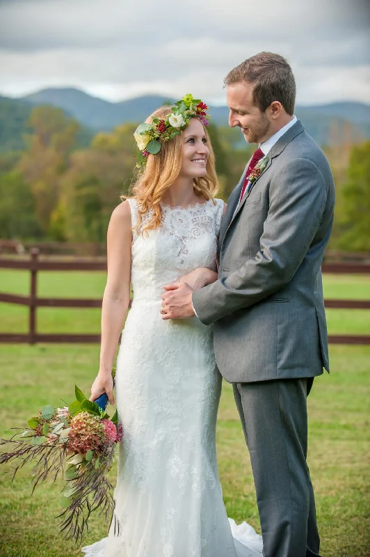 Bargain Bin Allure Bridals 2960