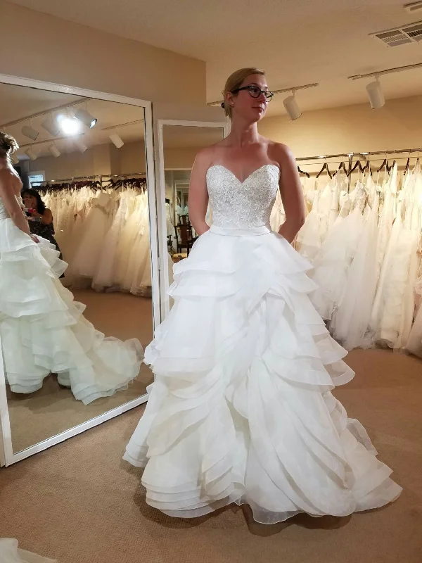 Exclusive Access Allure Bridals 2905