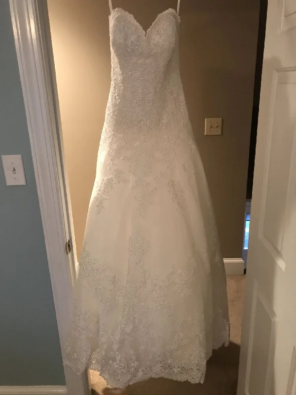 Act Now Allure Bridals 2917