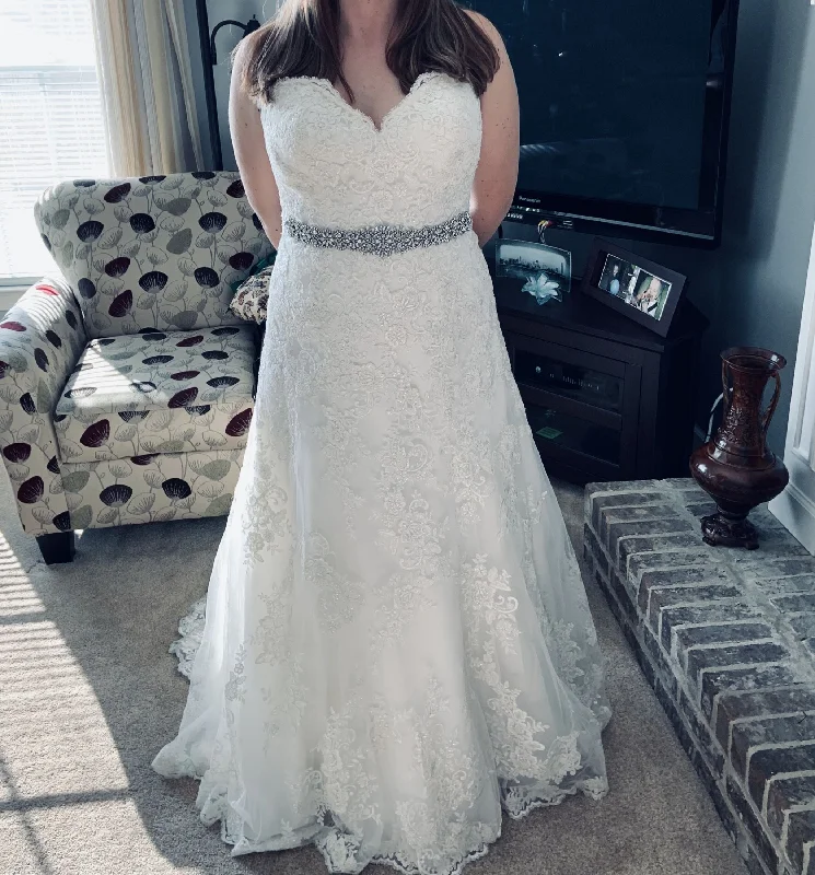 Bargain Blast Allure Bridals 3012