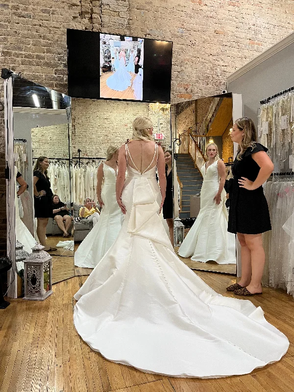 Price Reduction Sophia Tolli Alexis