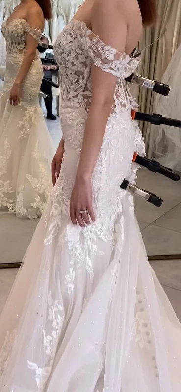 Blowout Deals Allure Bridals C623
