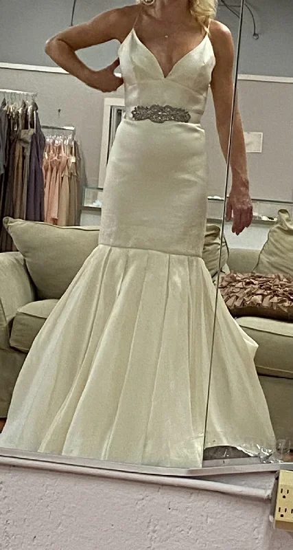 Hurry In Alvina Valenta 9406