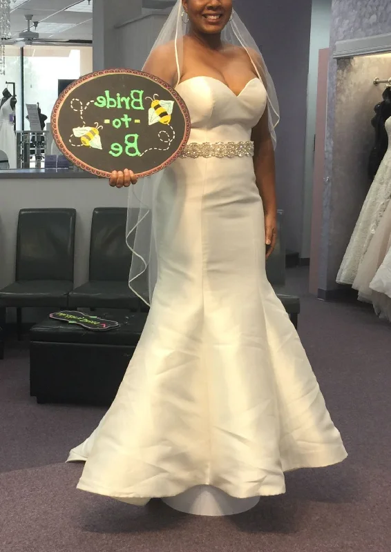 Special Discount Allure Bridals 3000