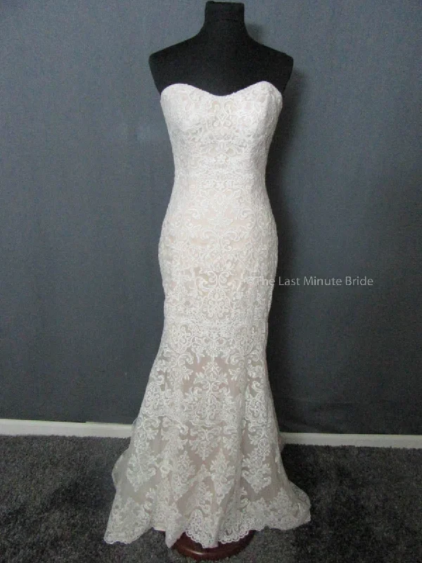 Exclusive Savings Allure Bridals 2903