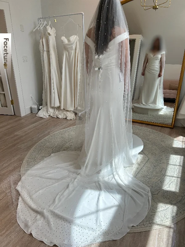 Deal of the Week Paloma Blanca 4955
