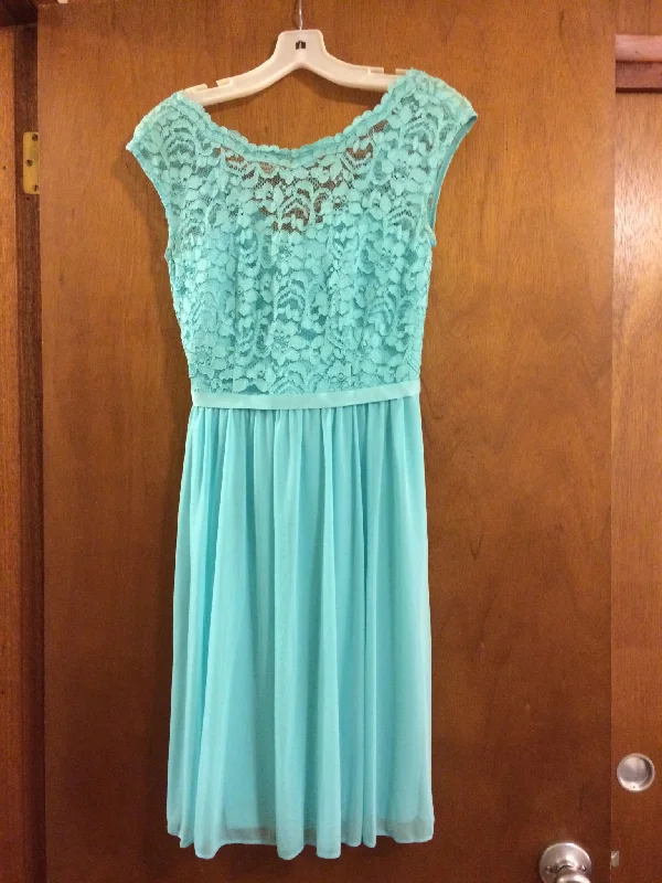 Value Deals David's Bridal F17019
