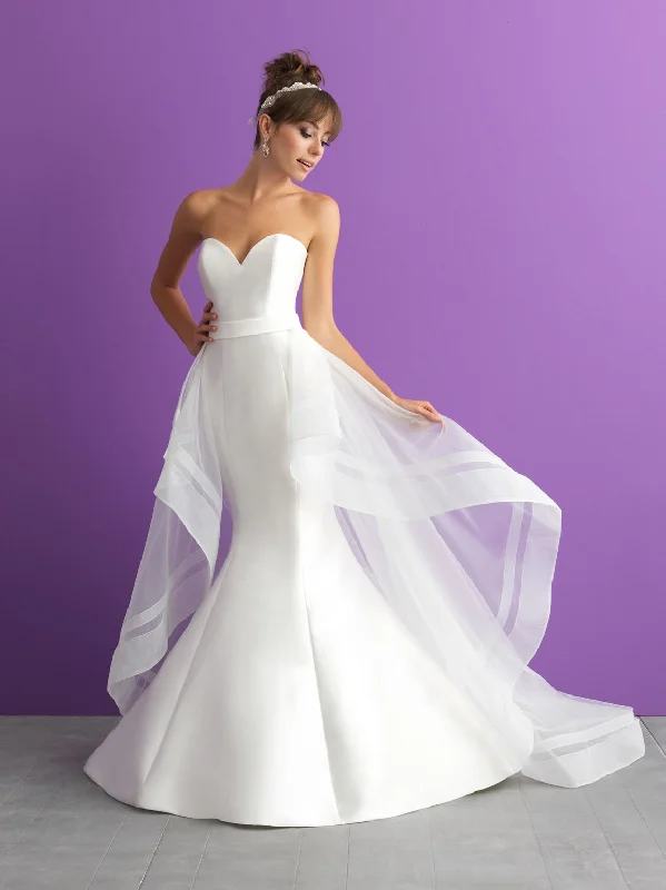 Exclusive Preview Allure Bridals 3000T