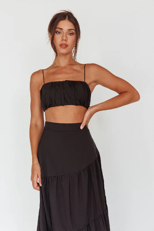 Super Bargain Bondi Gathered Crop Top Black