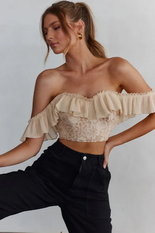 Special Price Dreamy On Or Off-Shoulder Frill Crop Top Nude