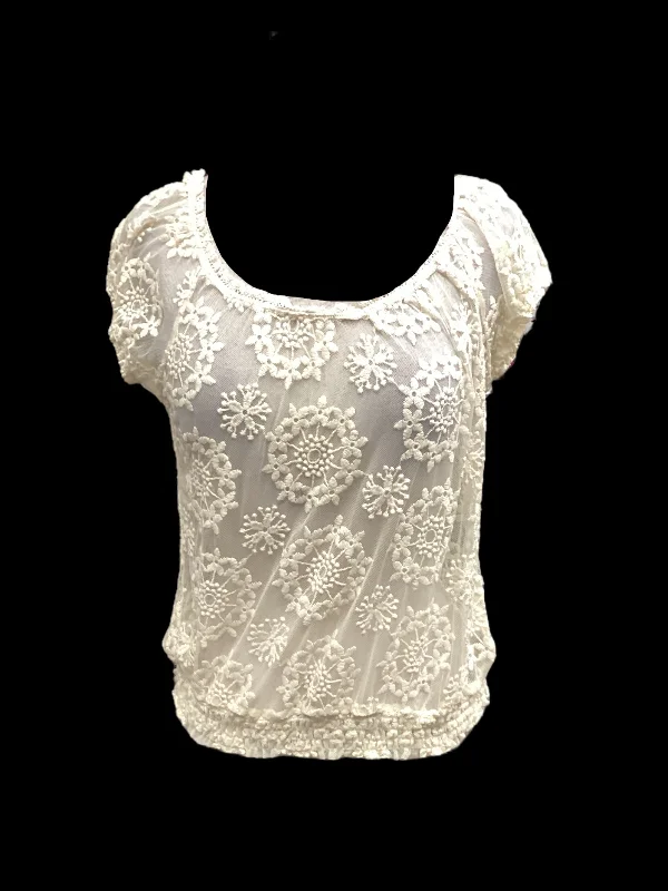 Huge Discounts Cream Top Short Sleeve Forever 21, Size S