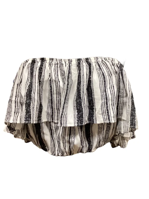 Exclusive Access Striped Pattern Top Short Sleeve Astr, Size M