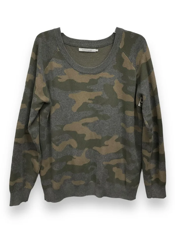 Crazy Savings Sweater By Cmc In Camouflage Print, Size: L