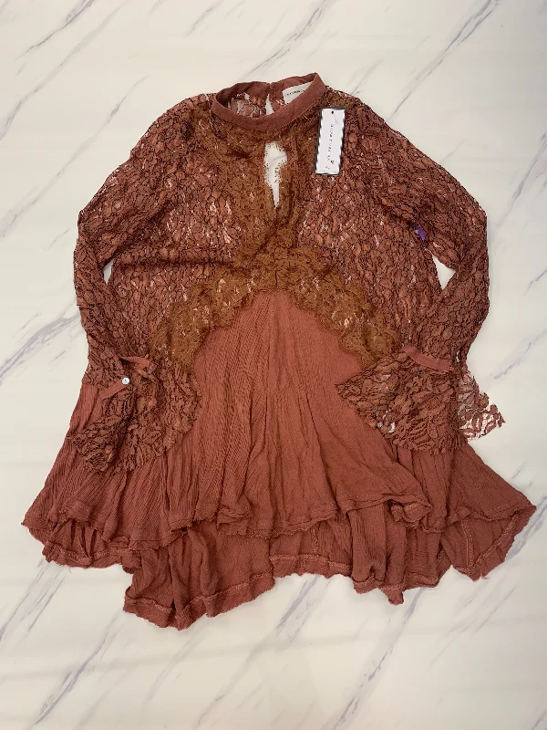 Unbeatable Prices Top Long Sleeve By Goodnight Macaroon  Size: S