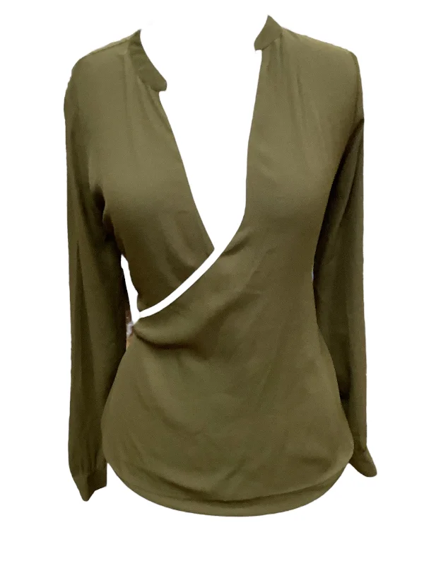 Final Clearance Top Long Sleeve By Romeo And Juliet  Size: S