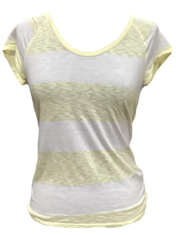 Markdowns Top Short Sleeve By C And C  Size: Xs