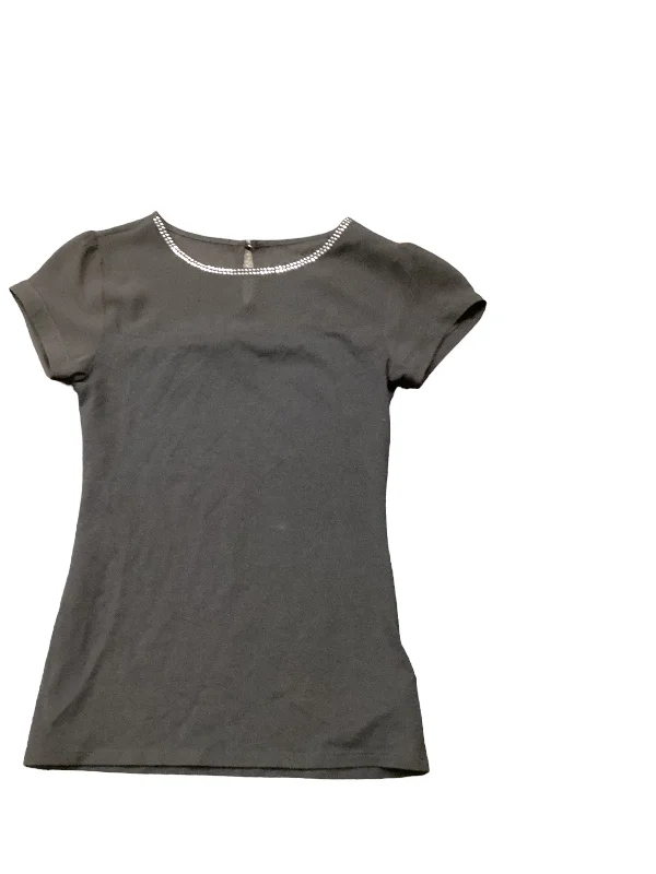 Final Clearance Top Short Sleeve By Express  Size: Xs