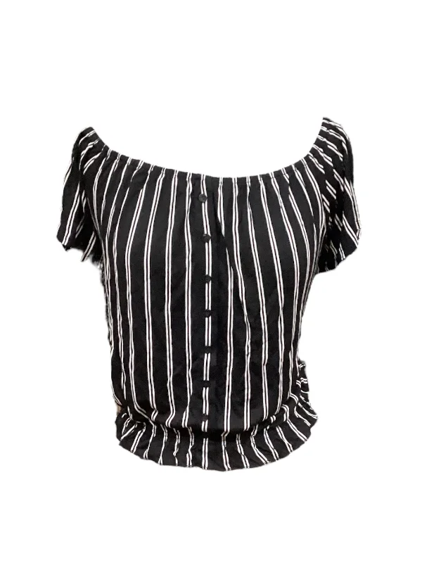 Early Access Top Short Sleeve By H&m  Size: L