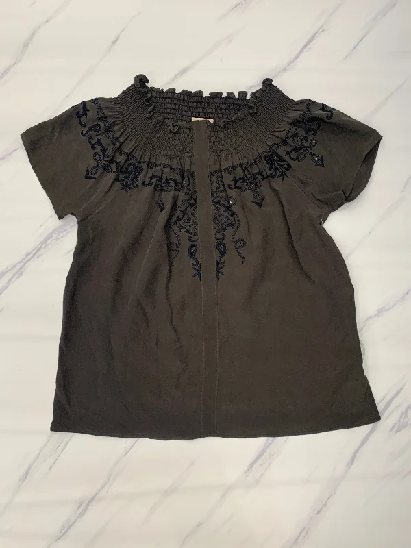 Sneak Peek Sale Top Short Sleeve Designer By Cma, Size: Xs